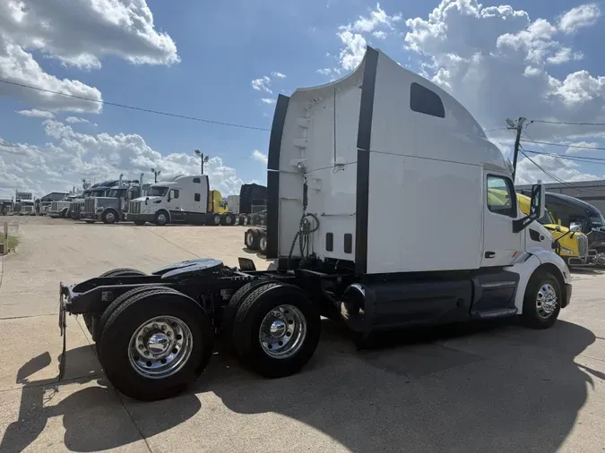 2021 Peterbilt 579