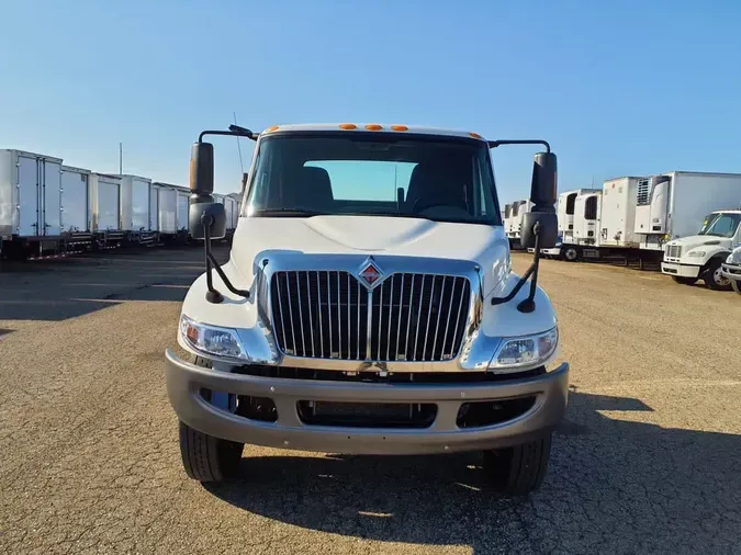2019 NAVISTAR INTERNATIONAL 4300