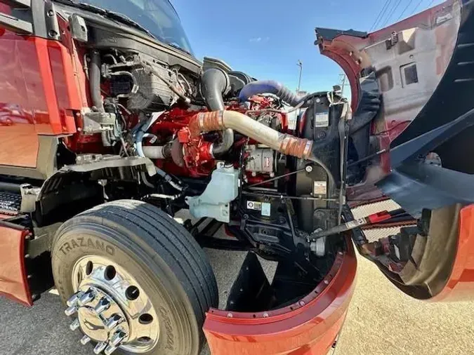 2023 Kenworth T680