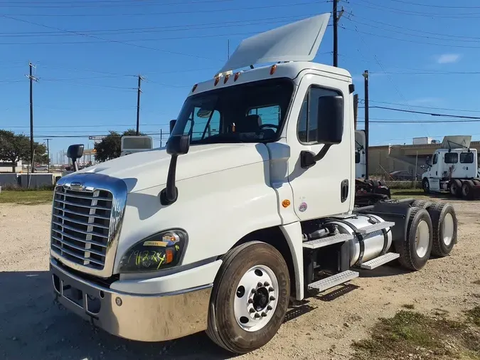 2019 FREIGHTLINER/MERCEDES CASCADIA 125