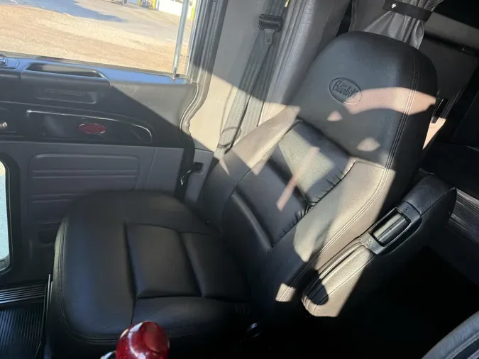 2022 Peterbilt 389a6497166631b35f054a2e6fcb31429ca