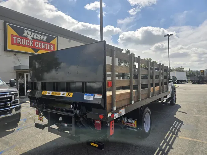 2021 Ford F-550a64af113da7db0ef226b637377f1d976