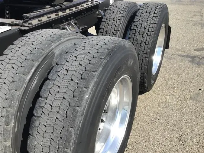 2022 KENWORTH T680a64f001b88e99c7c325d7bdfc9d039d9