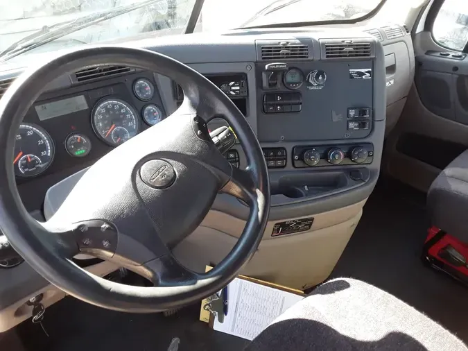2020 FREIGHTLINER CASCADIA 125