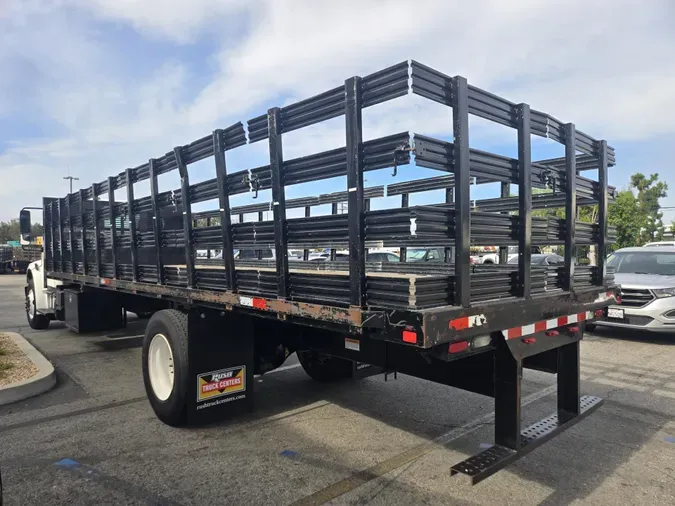 2018 Freightliner Business Class M2 106a65664af2486fd1c95ae90d709f87116