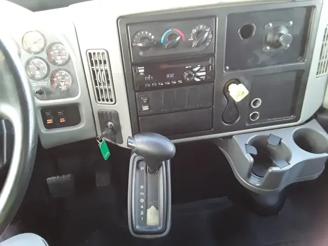 2019 NAVISTAR INTERNATIONAL 4300 SBA