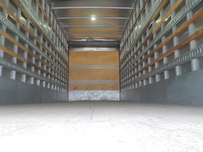 2019 FREIGHTLINER M2 106