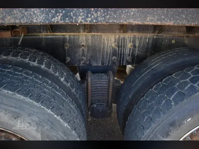 2012 MACK GRANITE GU713