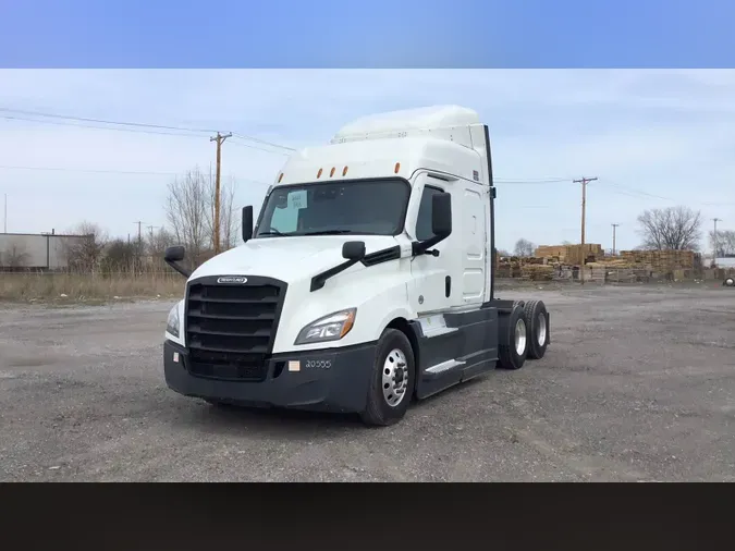 2021 Freightliner Cascadia 126