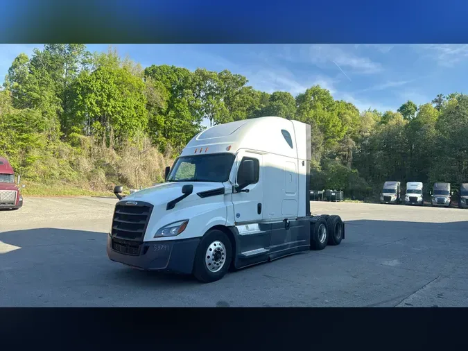 2022 Freightliner Cascadia 126a660dd662bd8deb1822e37d1d0772d8c
