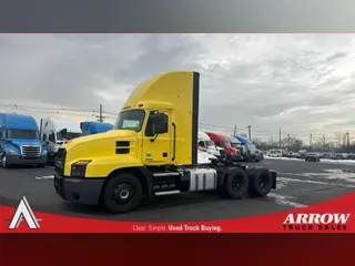 2022 MACK AN64T