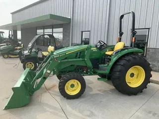 2019 John Deere 4044M