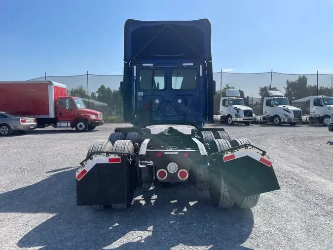 2020 FREIGHTLINER/MERCEDES CASCADIA 125