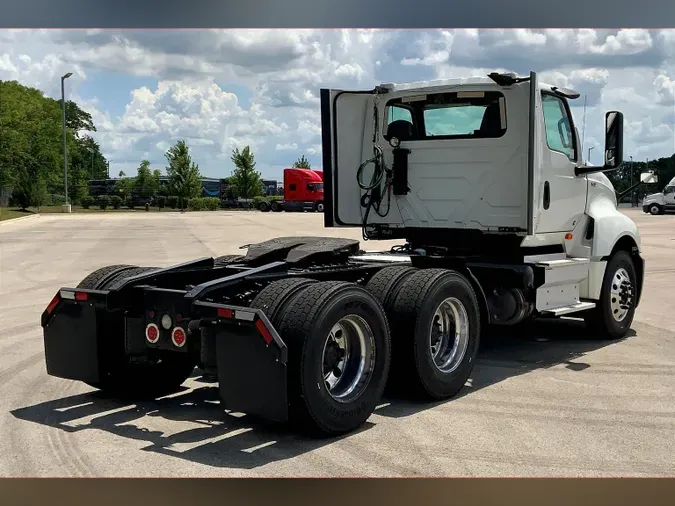 2019 INT LT625 6x4
