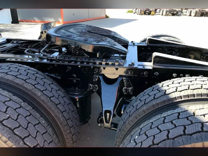 2021 INT LT625 6x4