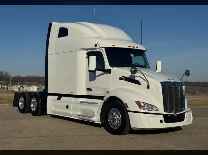 2022 PETERBILT 579