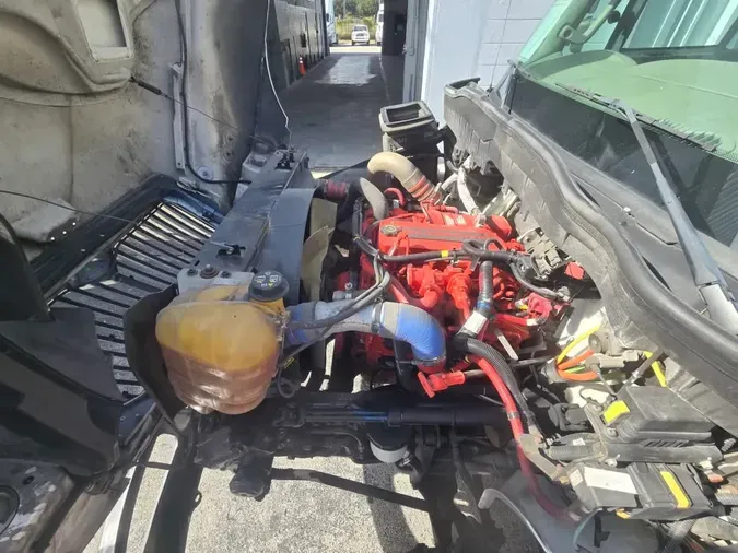 2019 NAVISTAR INTERNATIONAL 4300