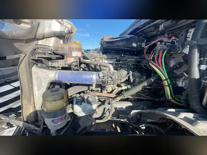 2022 Freightliner Cascadia 126