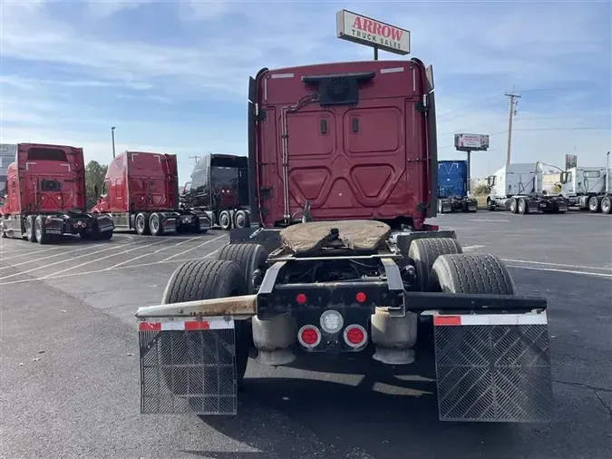 2019 FREIGHTLINER CASCADIA