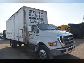 2012 FORD F750 SD