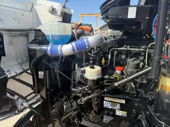 2022 Peterbilt 579