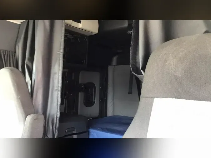 2021 Freightliner Cascadia 126