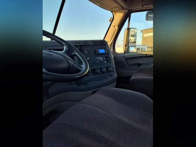 2018 FREIGHTLINER/MERCEDES CASCADIA 125