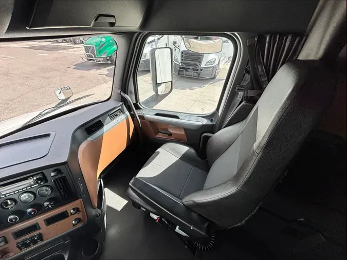 2022 Freightliner PT126SLP