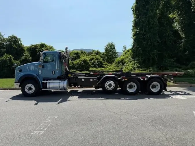 2020 International HX620