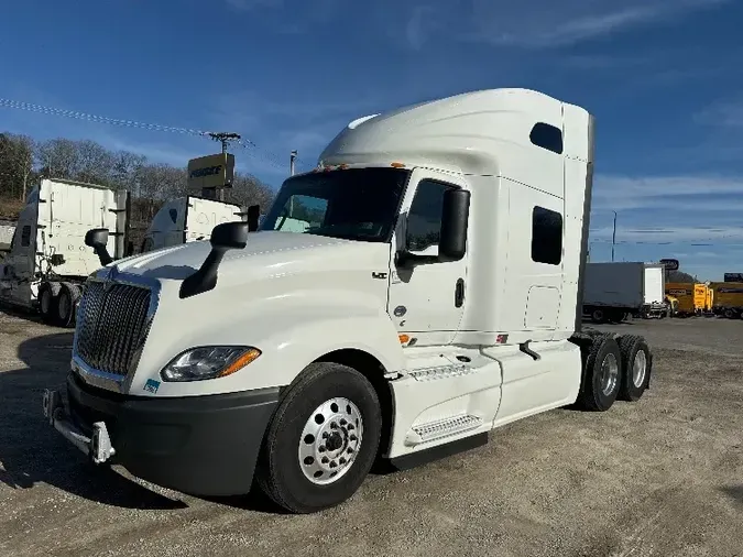 2018 International LT625