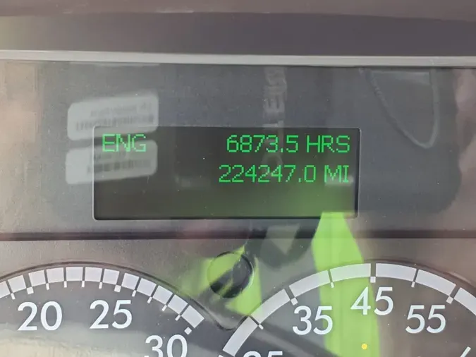 2018 FREIGHTLINER/MERCEDES M2 106