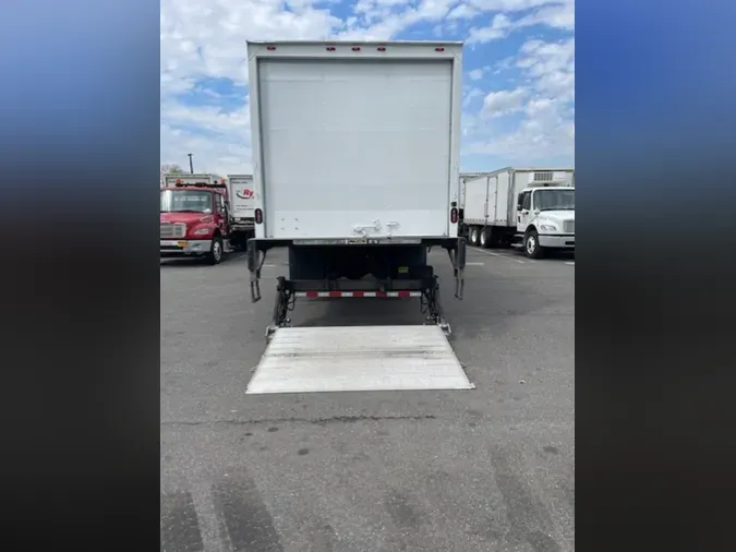 2019 FREIGHTLINER/MERCEDES M2 106