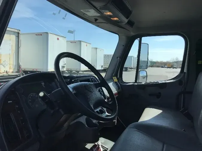 2018 Freightliner M2