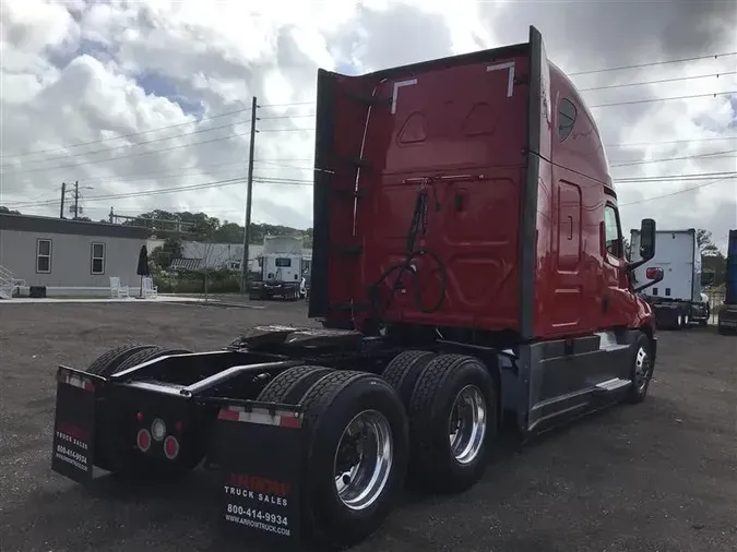 2020 FREIGHTLINER CA126