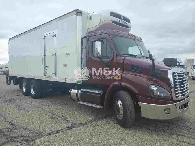 2015 FREIGHTLINER Cascadia 113