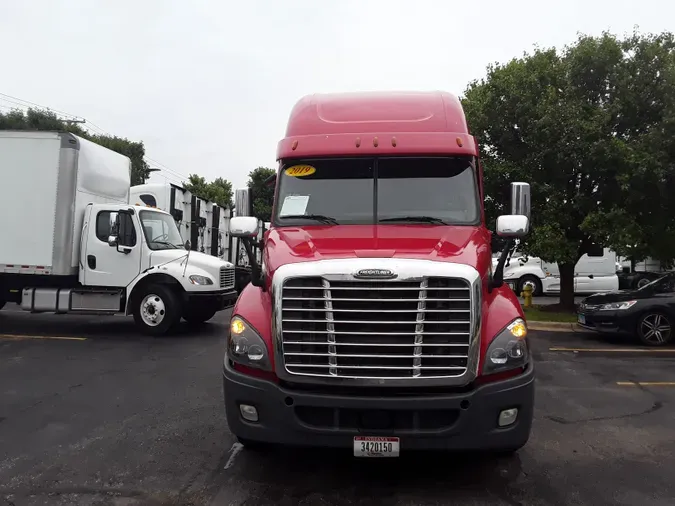 2019 FREIGHTLINER/MERCEDES CASCADIA 125