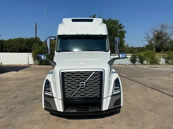 2022 VOLVO VNL64T860