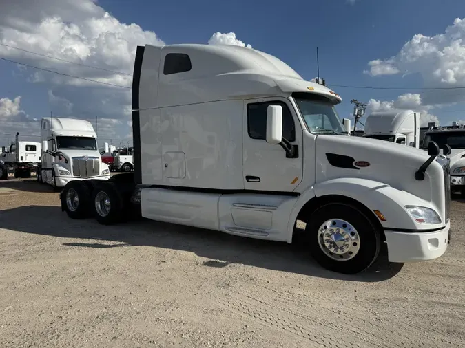 2022 Peterbilt 579