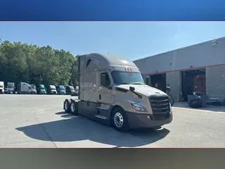 2023 Freightliner Cascadia 126