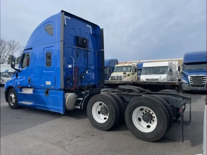 2021 FREIGHTLINER/MERCEDES NEW CASCADIA PX12664a6a600f7c081a045167a25aeb9cd6749