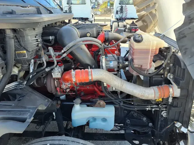 2020 NAVISTAR INTERNATIONAL LT625 SLPR CABa6a6069870d07c94e511404df83104cc