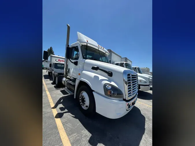 2017 FREIGHTLINER CASCADIAa6aa41dbfaa7bd69bb653d1160e894e6