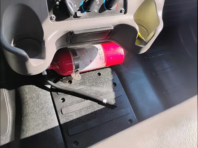 2019 Freightliner Business Class M2 106