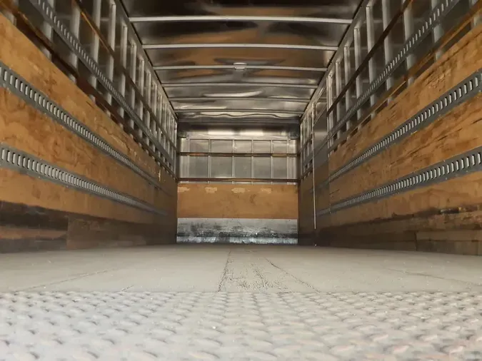 2017 FREIGHTLINER M2 106