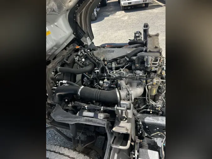 2020 ISUZU NPR