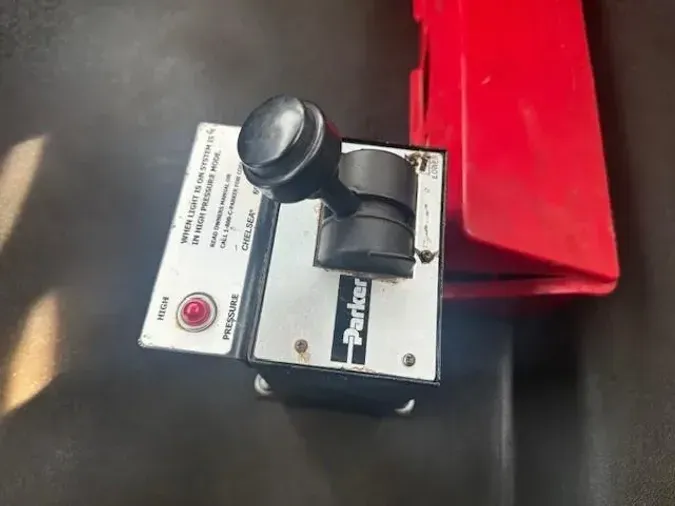 2020 International LT625