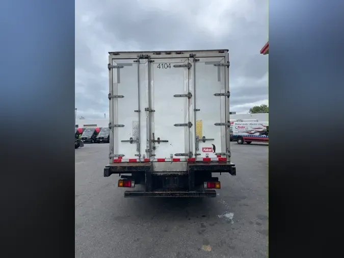 2019 ISUZU NQR