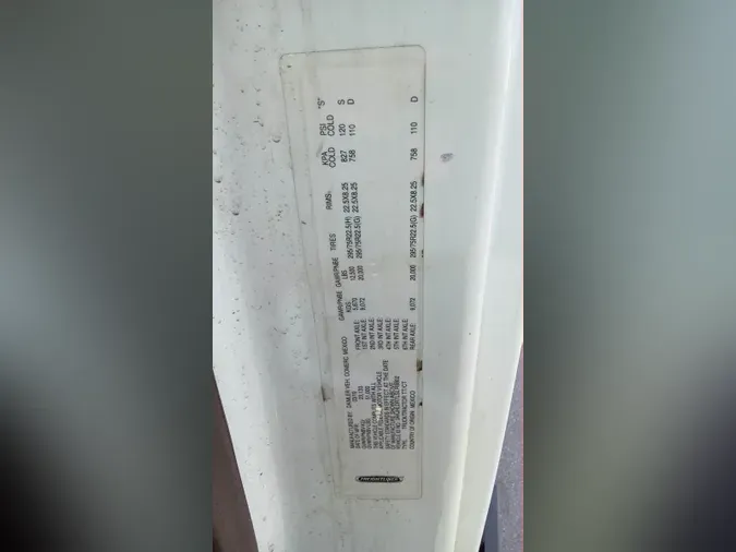 2020 Freightliner Cascadia 126