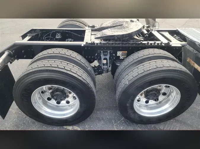 2021 KENWORTH T680