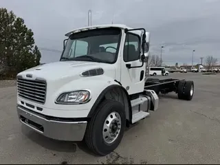 2024 Freightliner M2 106